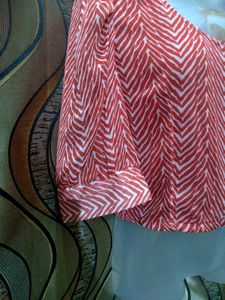 Sera Fitted Crop Top