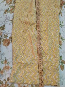 White Kurta with yellow Print +free 🎁