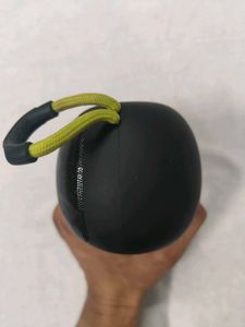 Hammer Portable Bluetooth Speaker