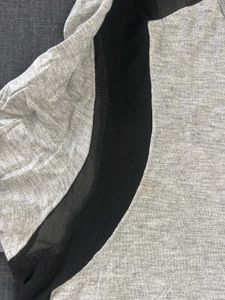 gray tshirt