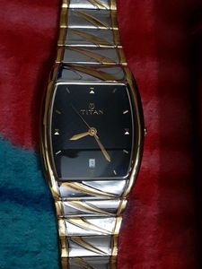Classic Titan Analog Watch