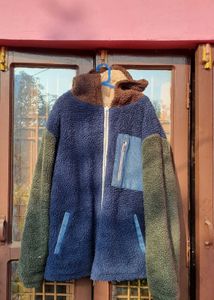 WARM AND COZY FLEECE HOODIE