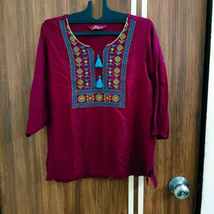 🛍️ Burgundy Tunic Top ⭐⭐⭐⭐⭐