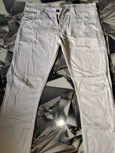Men's Light Wash Denim Jeans