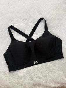 Under Armour xl size  Sports Bra