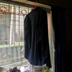 Classic Black Long-Sleeve Shirt