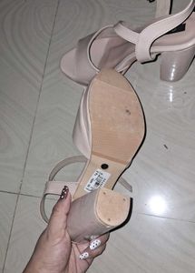 Elegant Pink Block Heel Sandals