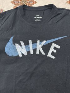 Nike Long Sleeve T-Shirt