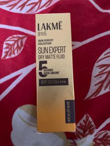 Lakme Sun Expert Dry Matte Fluid SPF 50