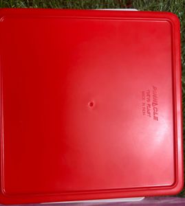 White Plastic Square Food Container