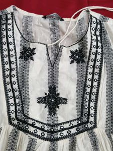White &amp; Black Striped Kurta