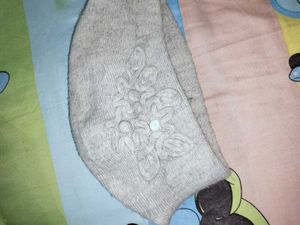 Cute Beanie Hat Beret with Floral Design