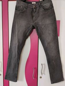 Men's Grey Washed Denim Jeans