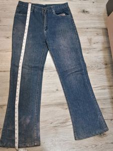 Genuis Bootcut Jeans Size 32 H1828