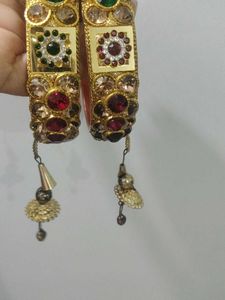 Jadau-style bangles
