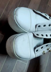 Casual Shoes
