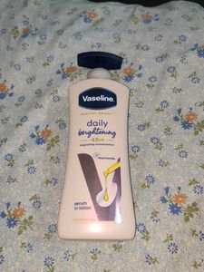 Vaseline Daily Brightening Lotion