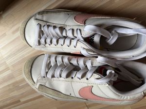 Nike Blazer Low Vintage White Pink