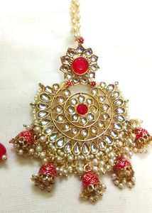 Big Size Kundan Maangtika With Earrings
