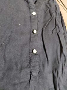 Chic Black V-Neck Tunic Top size L