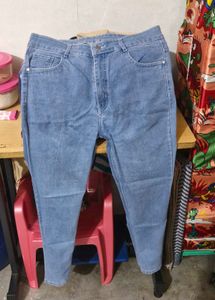 Light Wash Denim Jeans