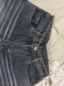 Vintage Wash Baggy Denim Shorts