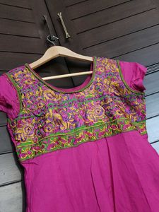 Beautiful Pink Embroidered Kurta