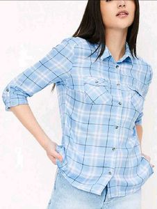 Free gift 🎁 & Light Blue Plaid Shirt
