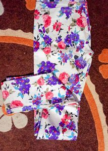Skin Fitted Flower Print Cotton Pants