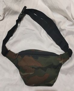 Camouflage Waist Bag (Unisex)