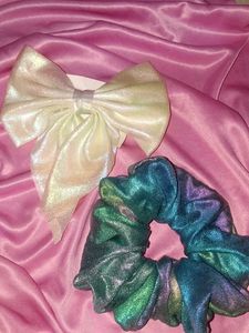 Combo of Iridescent Scrunchie &amp; Bow Set 🎀✨