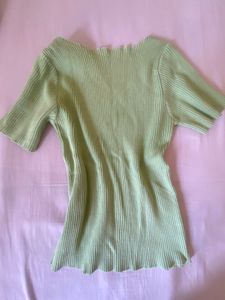 Ribbed V-Neck Top - Light Green