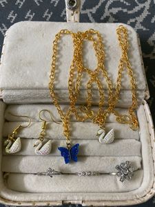 Charming Jewelry Set with Butterfly & Swan