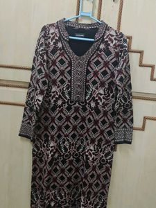 woolen Kurta with Intricate Pattern