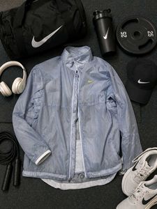 🎧🏃‍♀️Nike Lightweight Windbreaker Jacket