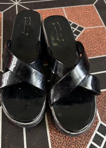 Chic Black Platform Wedge Sandals