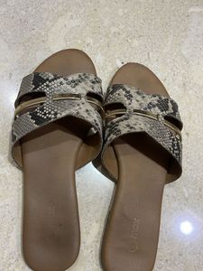 Leopard Print Slides
