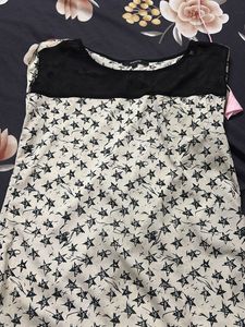 Unique Star Print Top