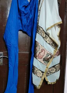 Green Embroidered Kurta Set