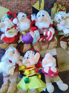 Disney Sniwwhite 7 dwarf