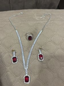 Elegant Red Stone Jewelry Set