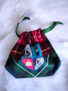 Estee Lauder Pouch