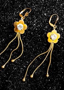 Elegant Flower Dangle Earrings