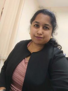 Elegant Black Cropped Jacket