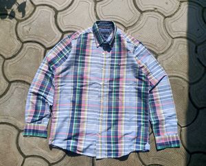 Tommy Hilfiger Plaid Button-Down Shirt