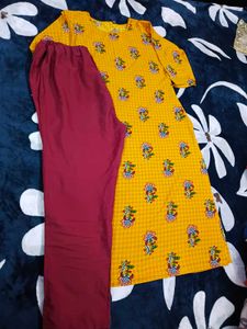 Floral Print Kurta With 🎁Freebie