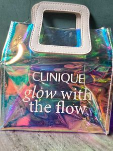 Clinique Holographic Pouch