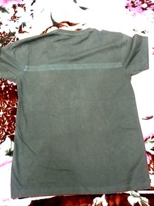 boys t shirt