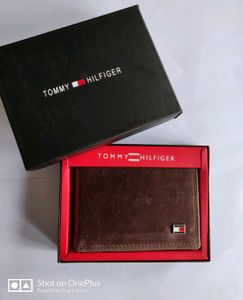 TOMMY HILFIGER METAL LOGO COFFEE CRUNCH LEATHER
