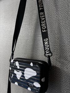 Women Black &amp;white Slingbag